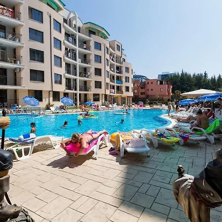 ❤ 1 Bedroom W Kitchen & Pool View ❤wz❤ Apartment *