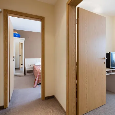 Apartment ❤ 1 Bedroom W Kitchen & Pool View ❤wz❤