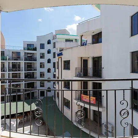 ❤ 1 Bedroom W Kitchen & Pool View ❤wz❤ *