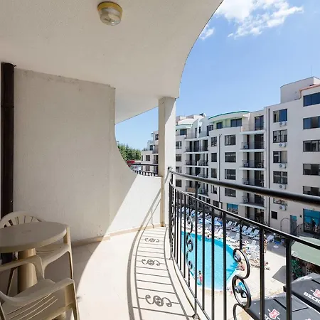 ❤ 1 Bedroom W Kitchen & Pool View ❤wz❤ *